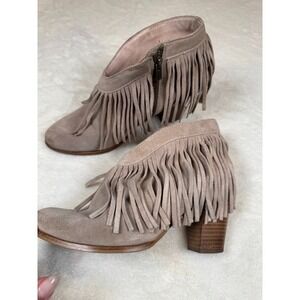 Ariat Unbridled Fringe Booties Layla Sand Tan Size 9 Western Boot Festival Suede